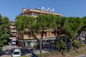 Гостиница Hotel Tevere Perugia  Перуджа